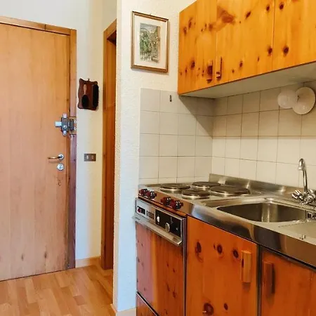 Apartament Hostdomus - Sansicario R9 *