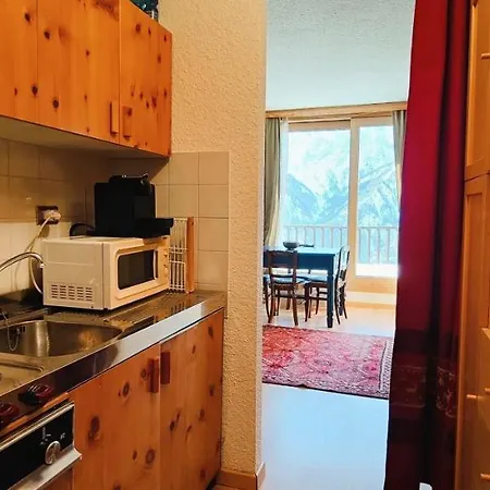 Hostdomus - Sansicario R9 *