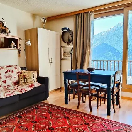 Appartement Hostdomus - Sansicario R9 *