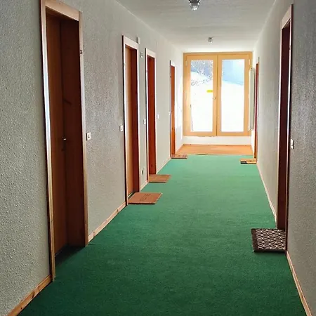 Hostdomus - Sansicario R9 *
